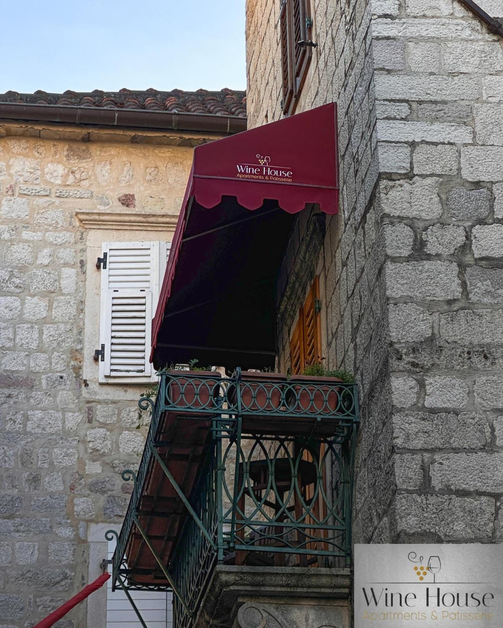 Apartments Wine House Old Town Kotor Dış mekan fotoğraf