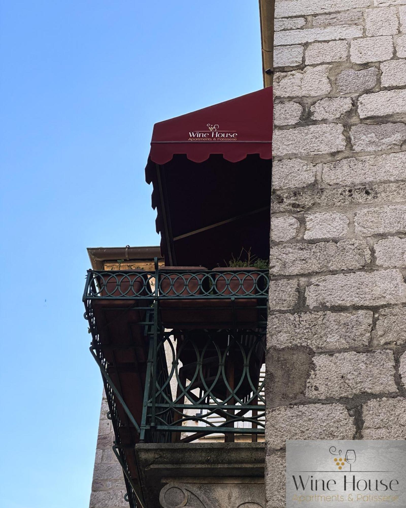 Apartments Wine House Old Town Kotor Dış mekan fotoğraf