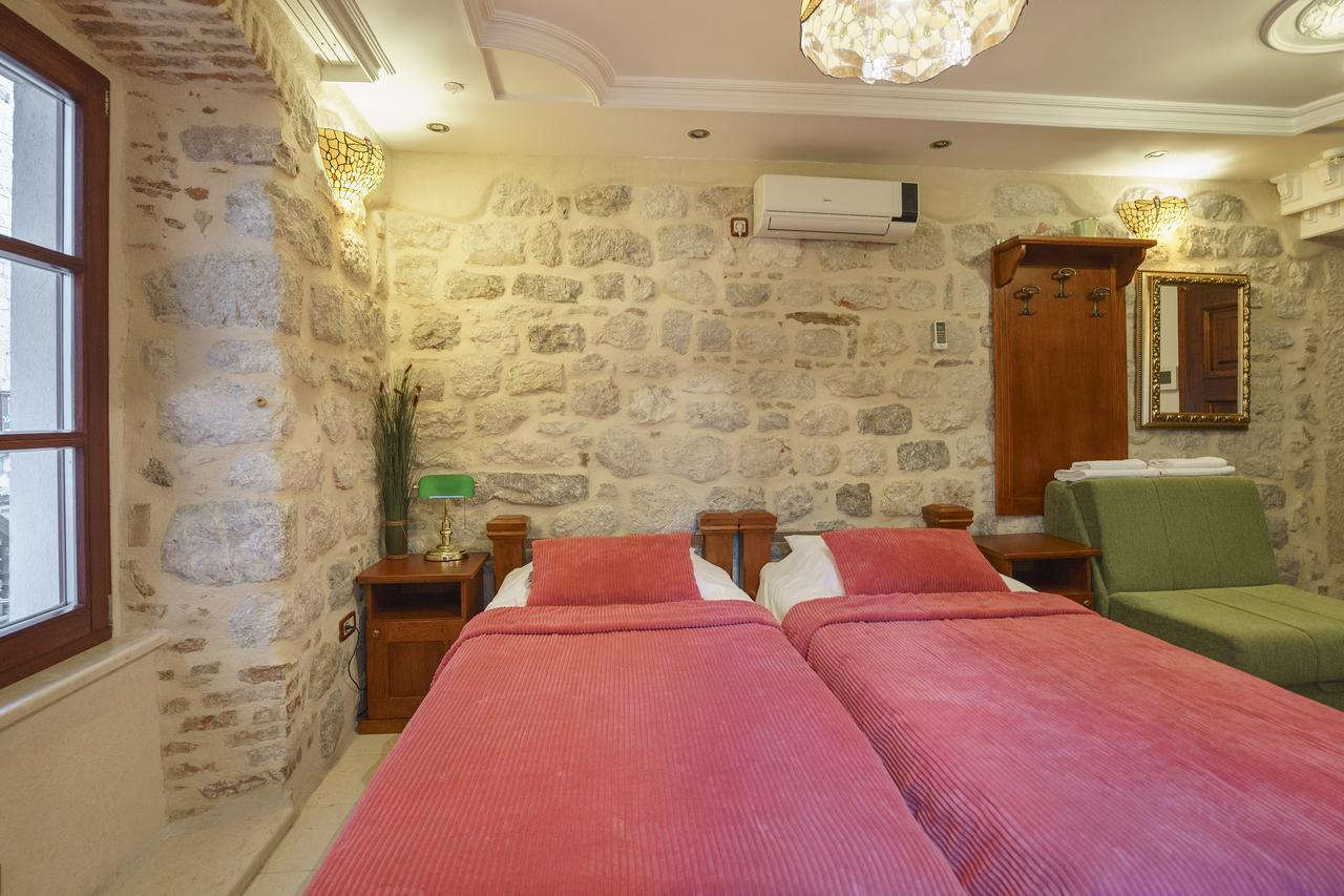Apartments Wine House Old Town Kotor Dış mekan fotoğraf